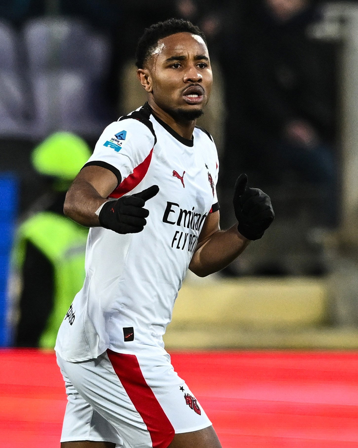 开云注册-恩昆库否认离队传闻，表态只想留在米兰|AC米兰|运动员发声|ac米兰|恩昆库留队_新浪体育_新浪新闻